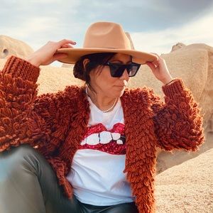 Universal Thread sweater